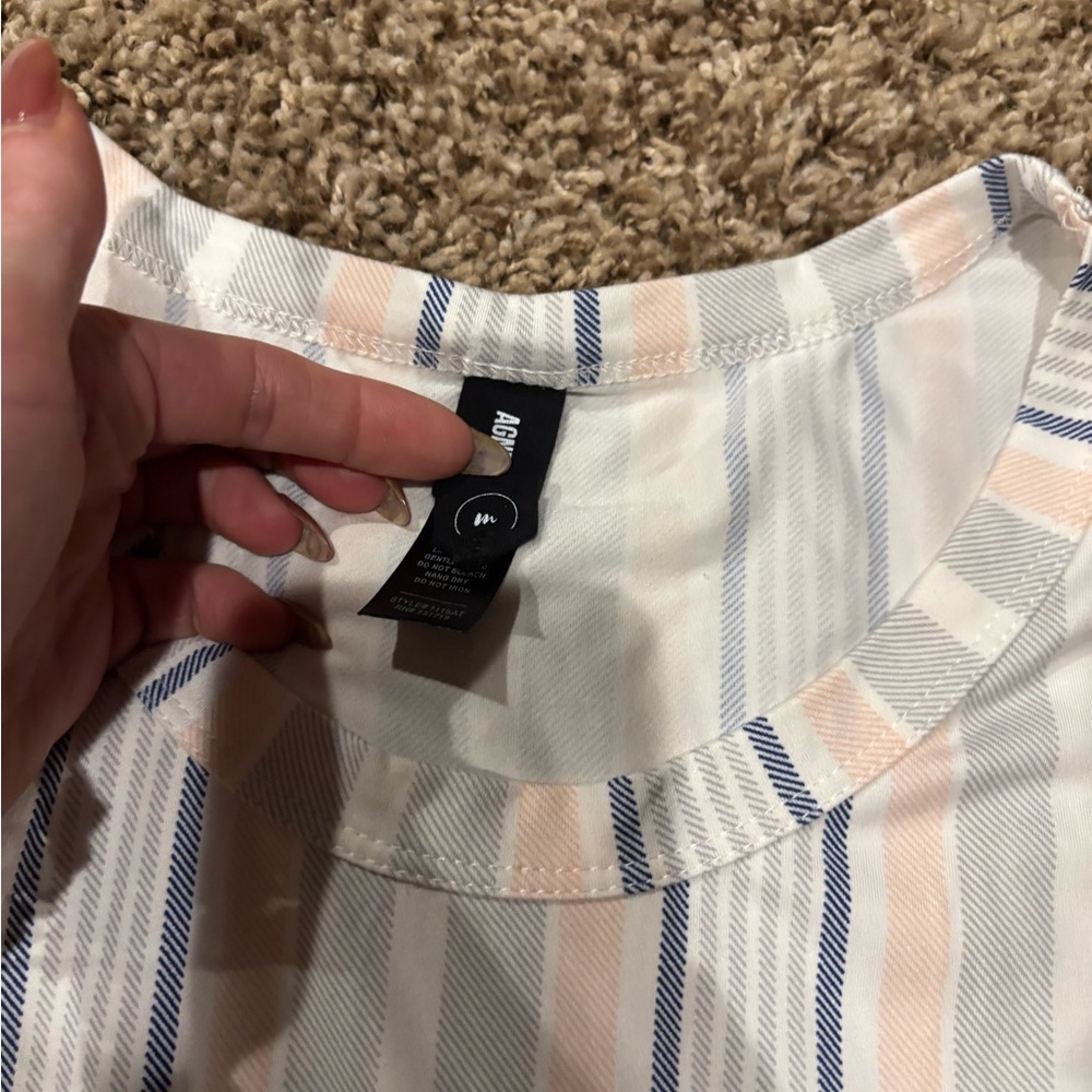 Agnes & Dora Relaxed Ruffle Tank bundle - Picture 5 of 6
